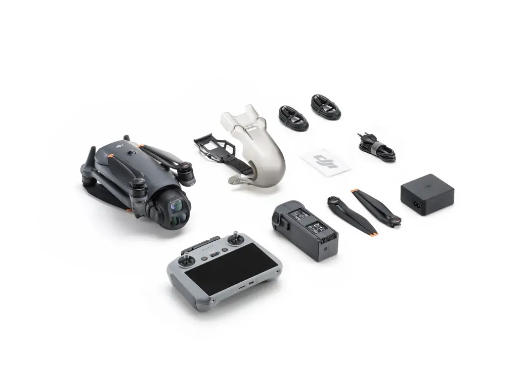 DJI Mavic 4 Pro standard kit