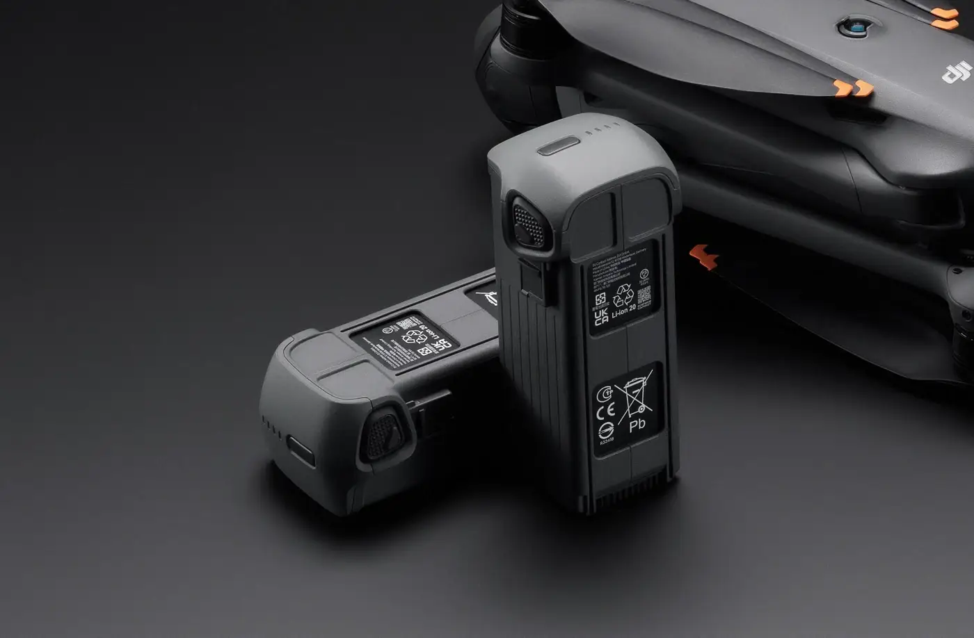 DJI Mavic 4 Pro Intelligent Flight Battery – detail view 2