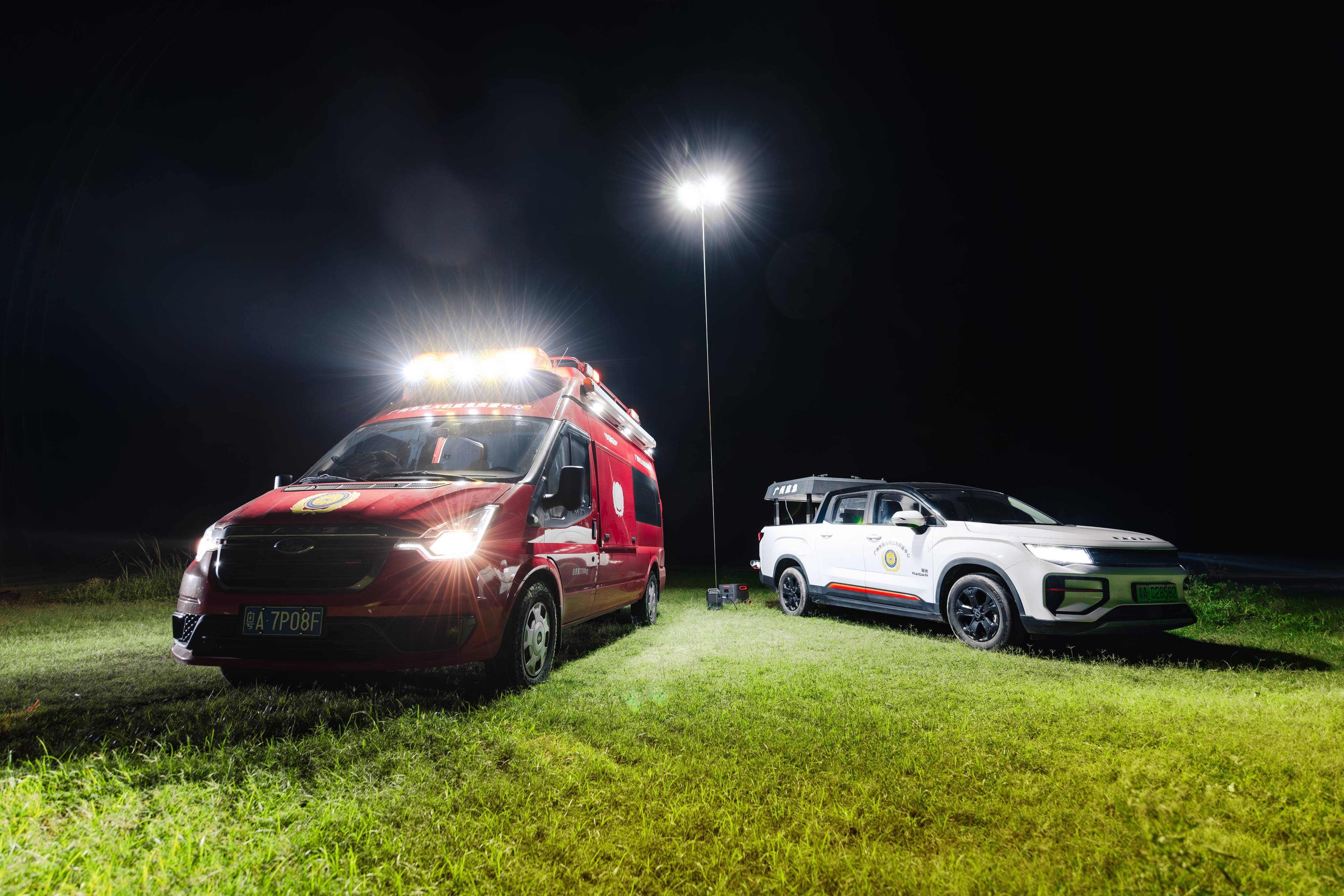 CZ10 Tethered Lighting Drone | Hover Light | Drone Camp Light product image 2