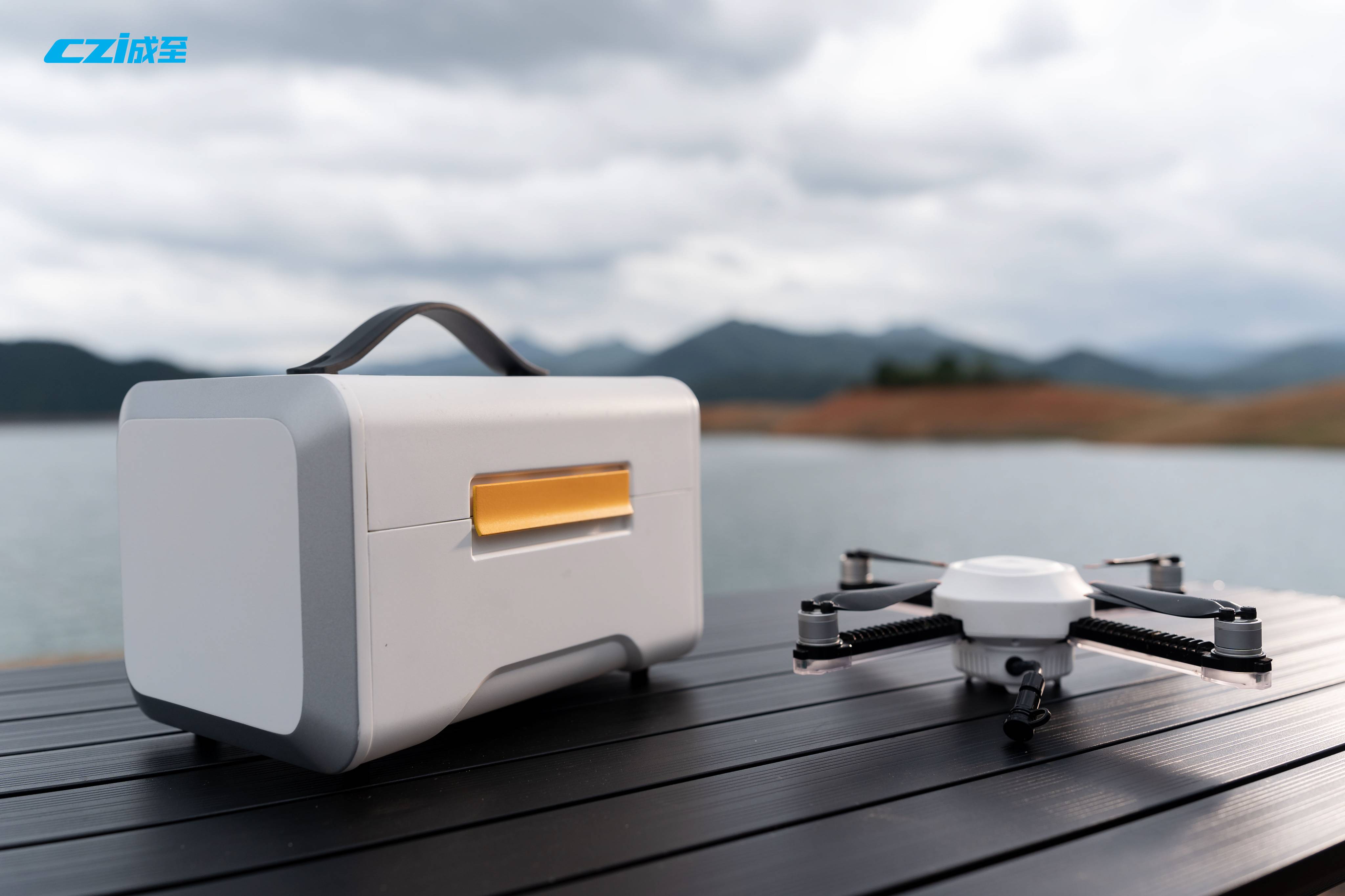 CZ10 Tethered Lighting Drone | Hover Light | Drone Camp Light product image 4