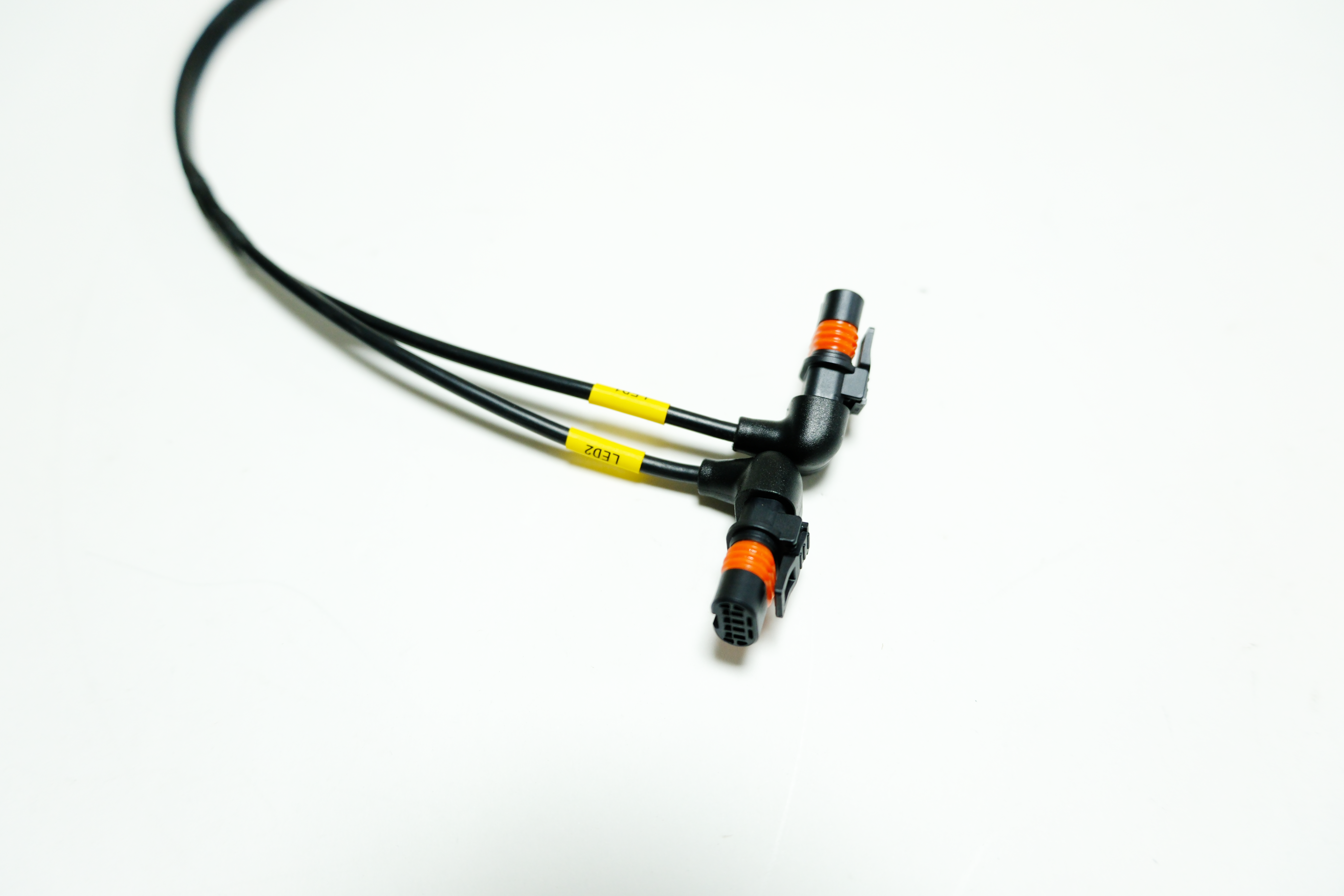 DJI AGRAS T50 Auxiliary Bottom Light Signal Cable image 3