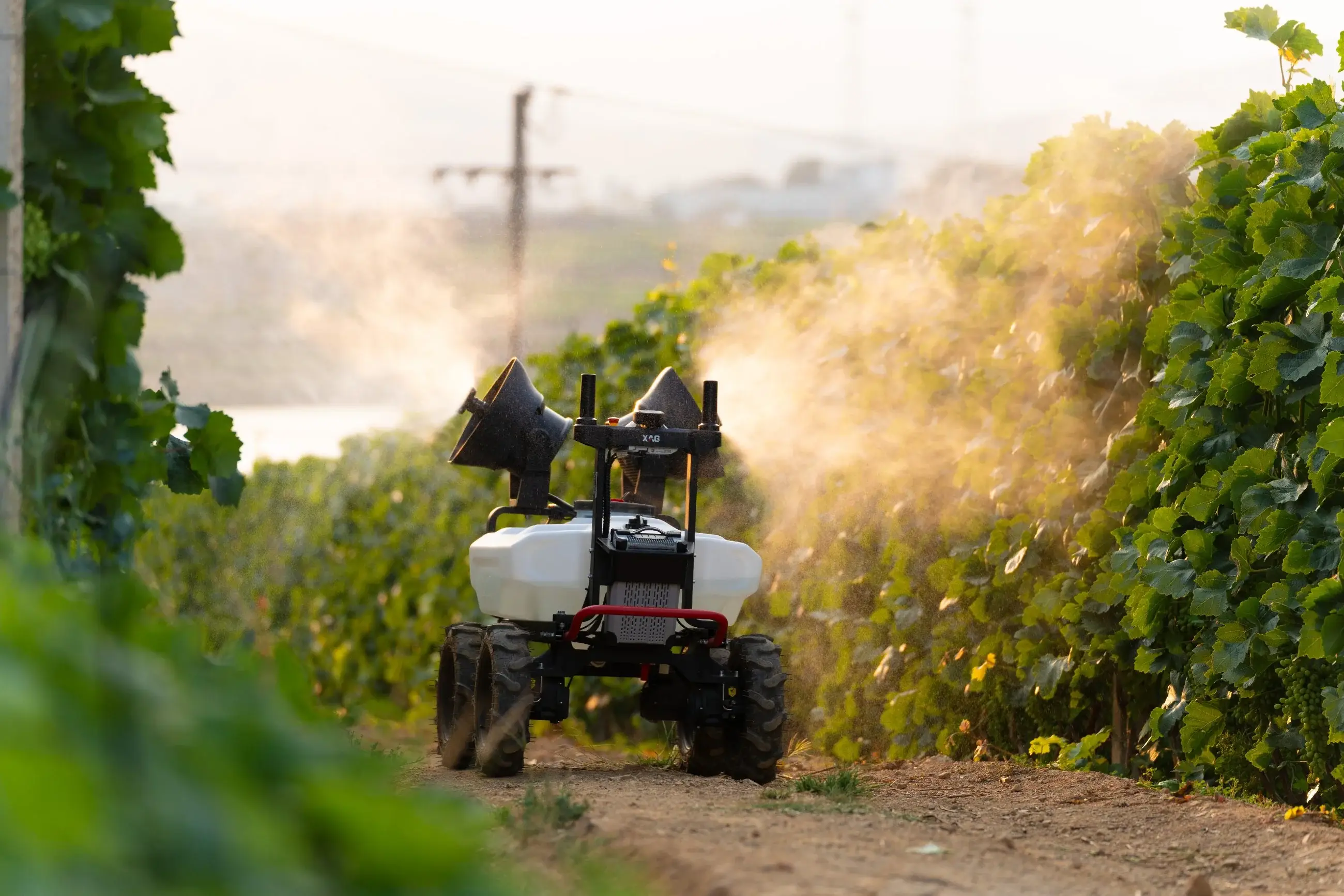 XAG R100 Agricultural Spray Robot product image 4