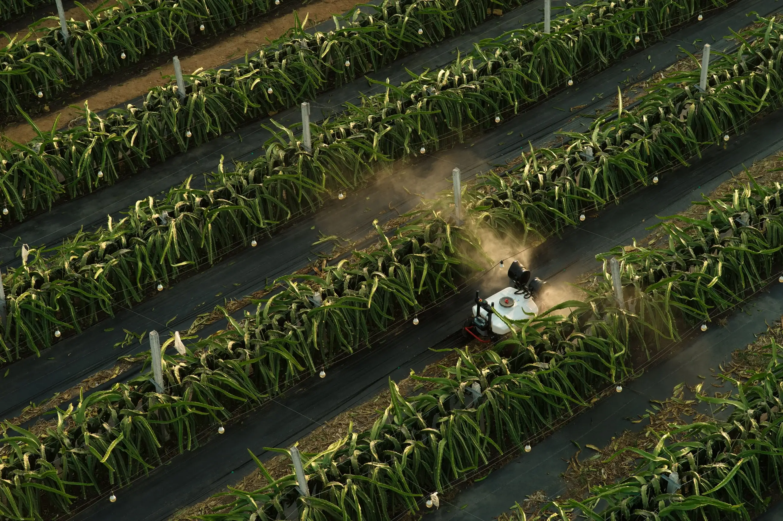 XAG R100 Agricultural Spray Robot product image 6