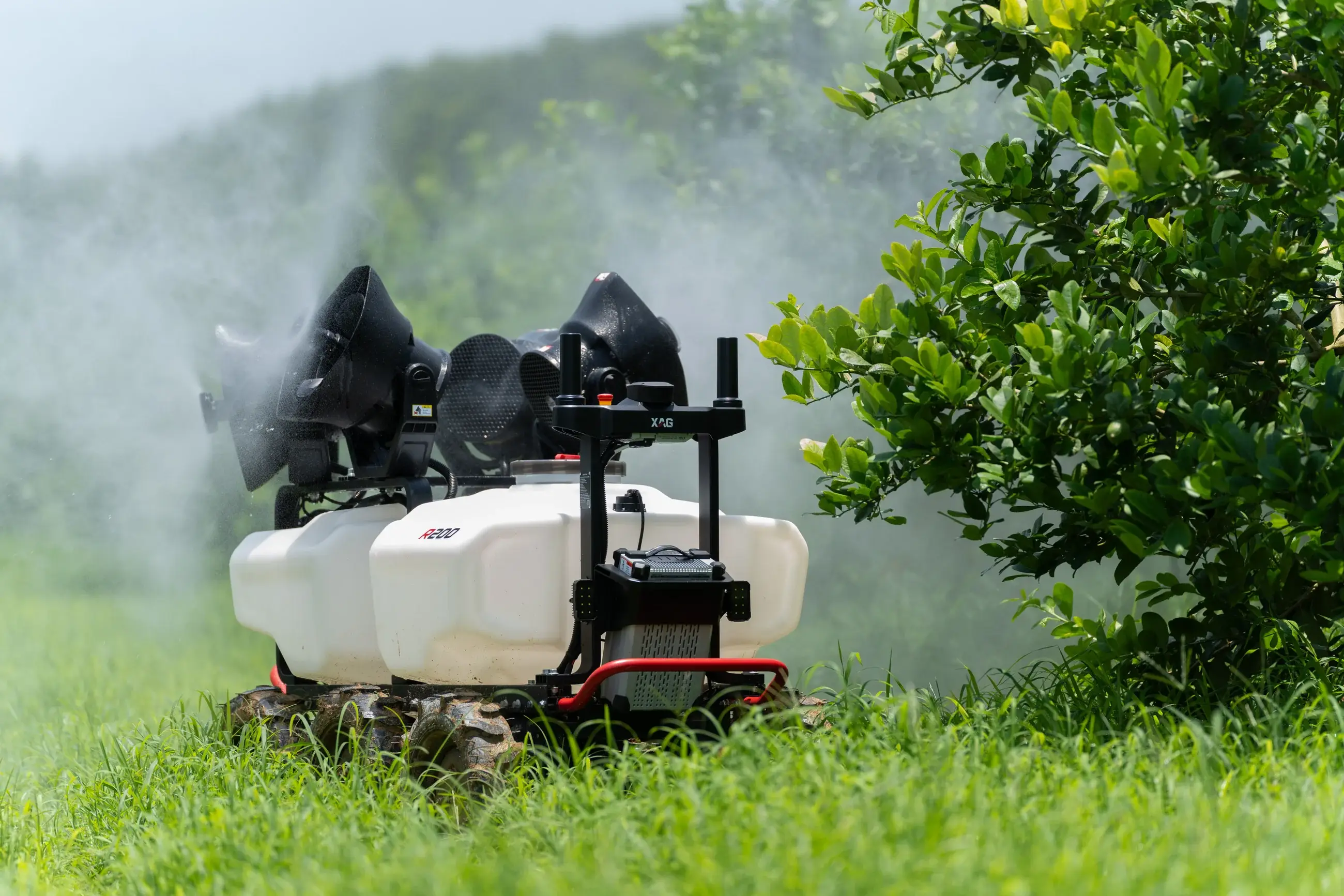XAG R200 Agricultural Spray Robot product image 3