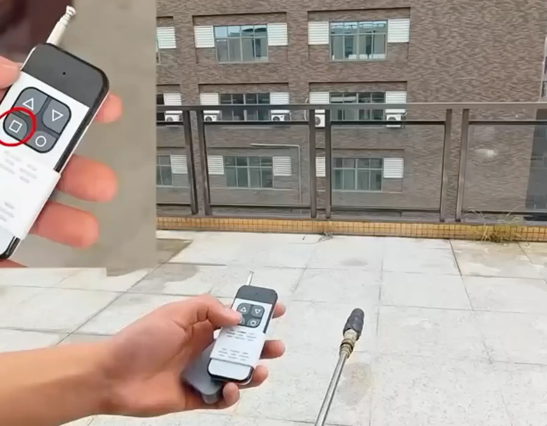 KA-13 handheld remote controlling pressure and detergent cleaning modes